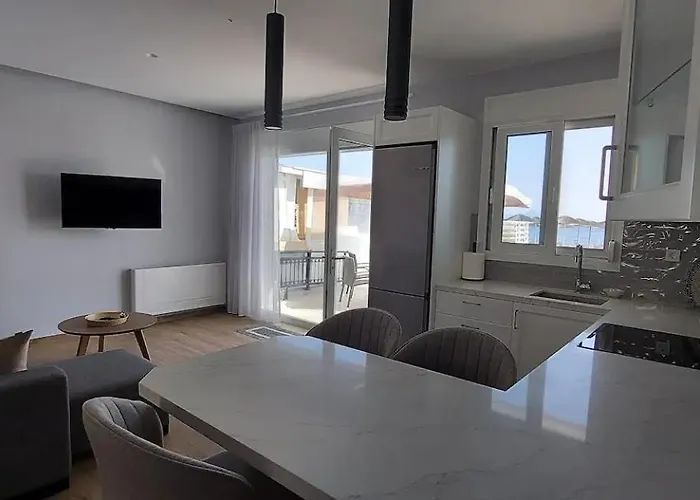 بيت للعطل Beachfront Bliss